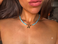 Collana "Orizzonte Turchese" – Girocollo con Pietre e Ciondoli Charm