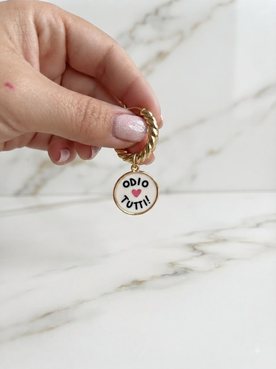 Ciondolo Smaltato "Odio Tutti!"